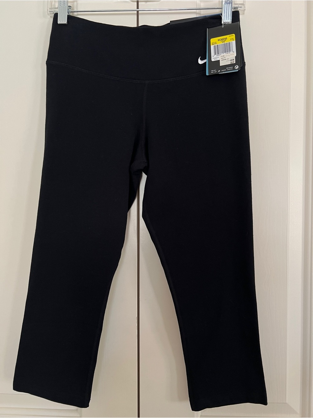 Nike Dri Fit Black 3/4 Performance leggings Tights Size Small - Picture 3 of 9